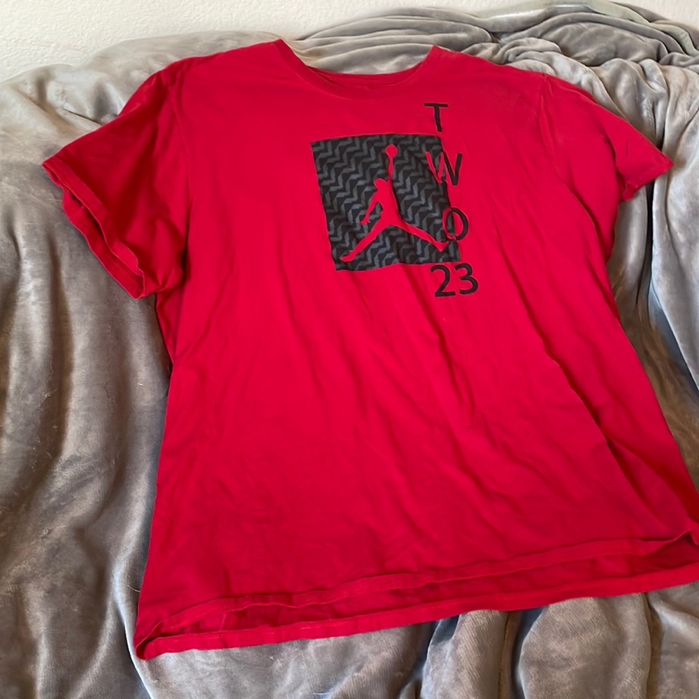 Mens Jordan red T-shirt. XXL